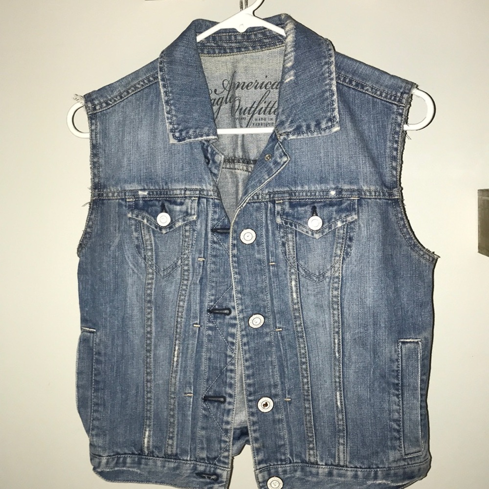 AE Denim vest